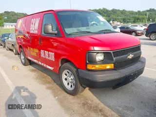 2014 Chevrolet Express Cargo z VIN 1GCSGAFX3E1156517, wystawiony jako IAAI lot #42407242 z przebiegiem 154 000 mil mil oraz . Historia ofert i sprzedaży dostępna na DreamBid. Obrazek 1.
