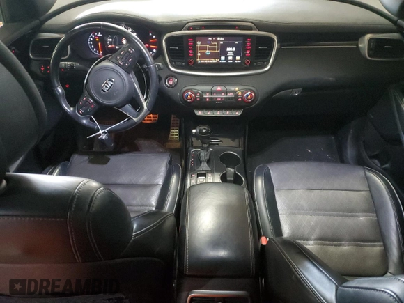 2016 Kia Sorento SXL z VIN 5XYPKDA10GG010538, wystawiony jako Copart lot #52142825 z przebiegiem 82 466 mil mil oraz Czysty tytuł • Clean title. Historia ofert i sprzedaży dostępna na DreamBid. Obrazek 8.