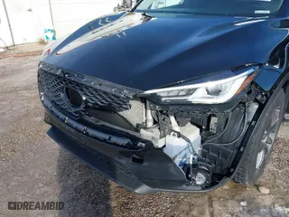 2019 Infiniti QX50 LUXE with VIN 3PCAJ5M35KF125390, listed as a IAAI auction lot 41435577 with 68,599 mi miles. Bid and sale history available at carsss.com. Image 6.