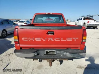 2000 Chevrolet Silverado 1500 with VIN 1GCEK14W7YZ127727, listed as a Copart auction lot 46421675 with 352,666 mi miles and Clean Title. Bid and sale history available at carsss.com. Image 6.