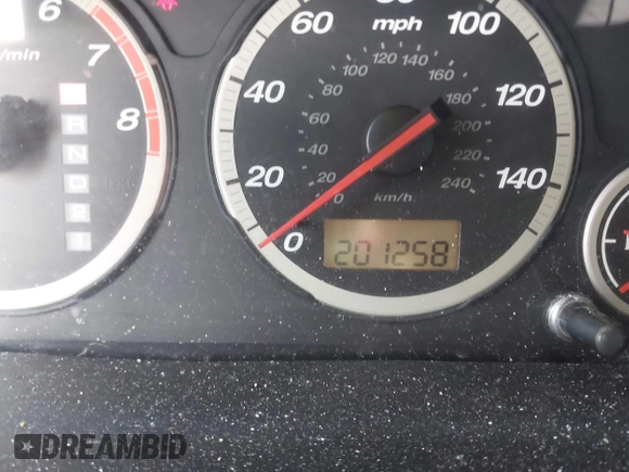 2005 Honda CR-V LX with VIN JHLRD78535C031868, listed as a IAAI auction lot 42002372 with 201,258 mi miles. Bid and sale history available at carsss.com. Image 16.