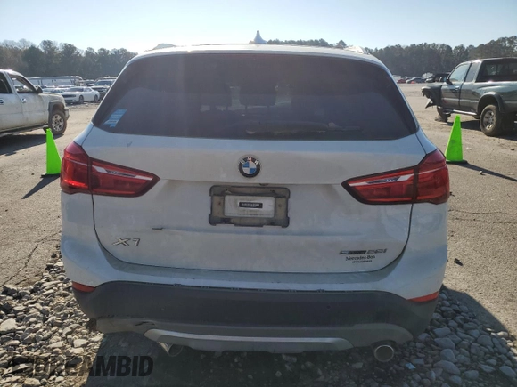 2019 BMW X1 sDrive28i with VIN WBXHU7C53K3H45694, listed as a Copart auction lot 85804084 with 151,645 mi miles and Salvage Title. Bid and sale history available at DreamBid. Image 6.