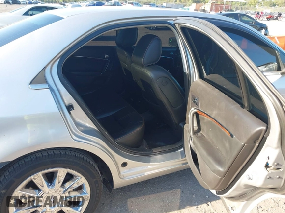 2010 Lincoln MKZ with VIN 3LNHL2GC9AR753657, listed as a IAAI auction lot 42055832 with 154,308 mi miles. Bid and sale history available at carsss.com. Image 8.