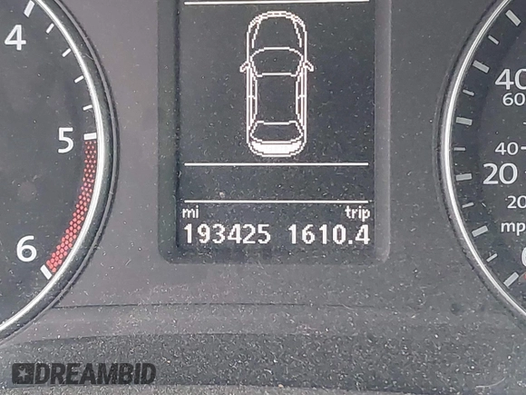 2014 Volkswagen Passat SE с VIN 1VWBN7A39EC085032, выставлен на аукционе IAAI как лот 41931302 с пробегом 193 425 миль миль и . История ставок и продаж доступна на DreamBid. Изображение 15.