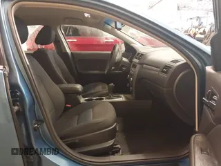2010 Ford Fusion SE z VIN 3FAHP0HA6AR417044, wystawiony jako IAAI lot #42129980 z przebiegiem 200 595 mil mil oraz . Historia ofert i sprzedaży dostępna na DreamBid. Obrazek 5.