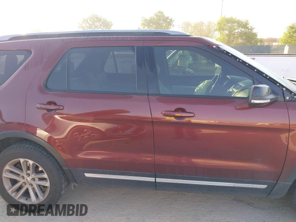 2016 Ford Explorer XLT with VIN 1FM5K7DH8GGD12394, listed as a IAAI auction lot 41789359 with 116,485 mi miles and . Bid and sale history available at carsss.com. Image 13.