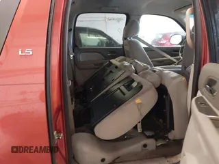 2007 Chevrolet Avalanche LTZ with VIN 3GNFK12397G208005, listed as a IAAI auction lot 42409777 with 246,870 mi miles and . Bid and sale history available at DreamBid. Image 8.