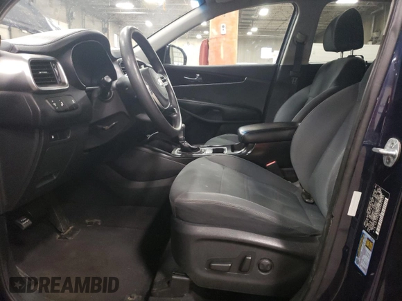 2019 Kia Sorento LX with VIN 5XYPGDA59KG549284, listed as a Copart auction lot 86268094 with 79,497 mi miles and Salvage Title. Bid and sale history available at DreamBid. Image 7.