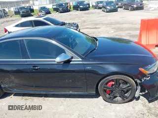 2013 Audi S6 Prestige z VIN WAUF2AFC9DN157673, wystawiony jako IAAI lot #42200162 z przebiegiem 129 670 mil mil oraz . Historia ofert i sprzedaży dostępna na DreamBid. Obrazek 14.