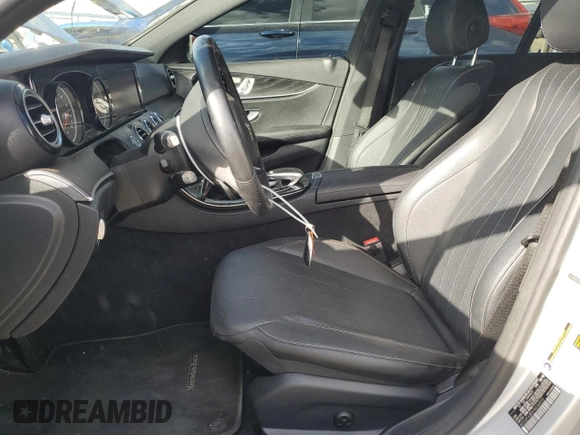 2017 Mercedes-Benz E-Class E 300 Luxury with VIN WDDZF4JB5HA036310, listed as a Copart auction lot 45744255 with 17,600 mi miles and Salvage Title. Bid and sale history available at carsss.com. Image 7.