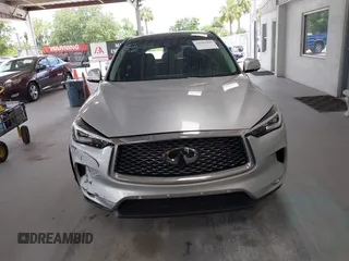 2020 Infiniti QX50 Luxe z VIN 3PCAJ5M14LF113182, wystawiony jako IAAI lot #42651997 z przebiegiem 23 035 mil mil oraz . Historia ofert i sprzedaży dostępna na DreamBid. Obrazek 12.