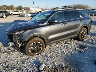 2024 Kia Sorento S with VIN 5XYRL4JC4RG299112, listed as a Copart auction lot 46724805 with 21,041 mi miles and Salvage Title. Bid and sale history available at carsss.com. Image 1.