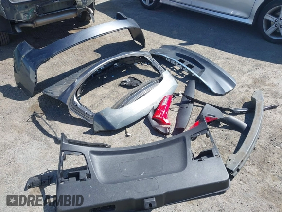 2014 Acura RDX Technology with VIN 5J8TB4H53EL004310, listed as a IAAI auction lot 42272662 with 125,759 mi miles and . Bid and sale history available at DreamBid. Image 18.
