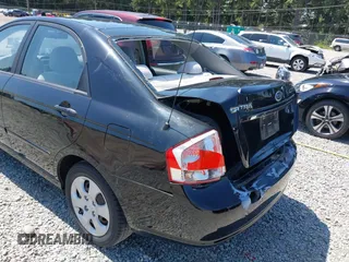 2009 Kia Spectra EX z VIN KNAFE221795624968, wystawiony jako IAAI lot #42406286 z przebiegiem 156 297 mil mil oraz . Historia ofert i sprzedaży dostępna na DreamBid. Obrazek 6.