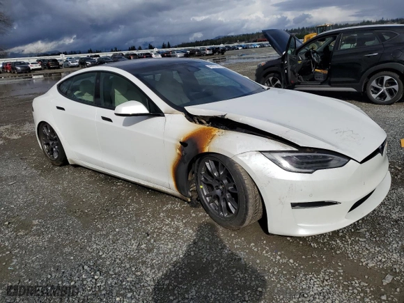 2022 Tesla Model S with VIN 5YJSA1E55NF460540, listed as a Copart auction lot 49691445 with 56,336 mi miles and Salvage Title. Bid and sale history available at carsss.com. Image 4.