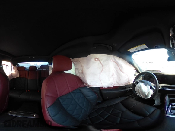 2024 BMW 7 Series 740i с VIN WBA23EH00RCP27147, выставлен на аукционе IAAI как лот 41932339 с пробегом 16 740 миль миль и . История ставок и продаж доступна на DreamBid. Изображение 18.