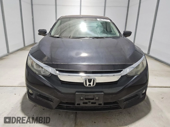 2016 Honda Civic EX-T z VIN 2HGFC1F32GH641697, wystawiony jako Copart lot #57864835 z przebiegiem 58 548 mil mil oraz Czysty tytuł • Clean title. Historia ofert i sprzedaży dostępna na DreamBid. Obrazek 5.