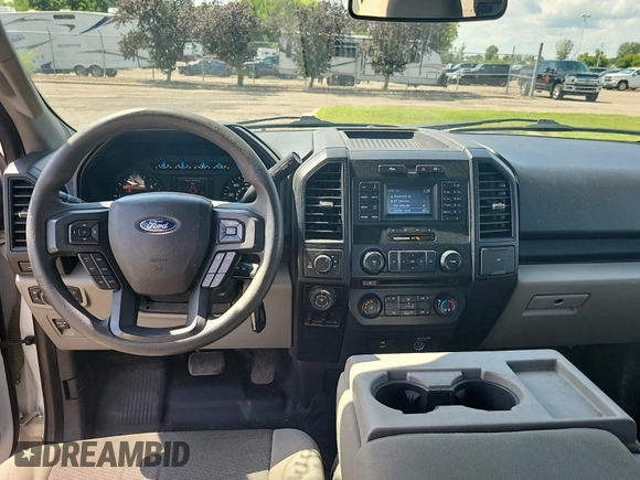 2017 Ford F-150 XL with VIN 1FTEX1EP3HKC76119, listed as a IAAI auction lot 42844369 with 193,396 mi miles and . Bid and sale history available at DreamBid. Image 9.