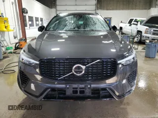 2022 Volvo XC60 Recharge Plug-In Hybrid R-Design with VIN YV4H60DMXN1009625, listed as a Copart auction lot 46420825 with 45,947 mi miles and Salvage Title. Bid and sale history available at carsss.com. Image 5.