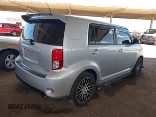 2014 Scion xB z VIN JTLZE4FE7EJ055408, wystawiony jako IAAI lot #42153105 z przebiegiem 122 995 mil mil oraz . Historia ofert i sprzedaży dostępna na DreamBid. Obrazek 4.