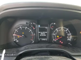 2022 Toyota 4Runner SR5 Premium with VIN JTENU5JR9N6069712, listed as a Copart auction lot 53273355 with 57,967 mi miles and Salvage title. Bid and sale history available at DreamBid. Image 9.