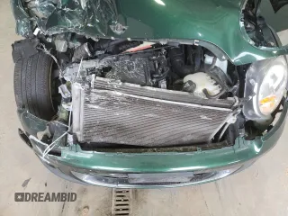 2011 MINI Convertible с VIN WMWZN3C5XBTZ89537, выставлен на аукционе Copart как лот 44161315 с пробегом Не указан миль и Чистый • Clean title. История ставок и продаж доступна на DreamBid. Изображение 13.