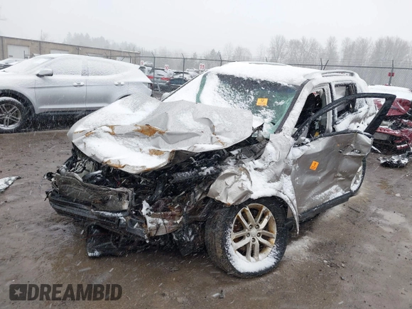 2015 Kia Sorento LX with VIN 5XYKT4A65FG595831, listed as a IAAI auction lot 42032576 with 160,000 mi miles and . Bid and sale history available at carsss.com. Image 6.