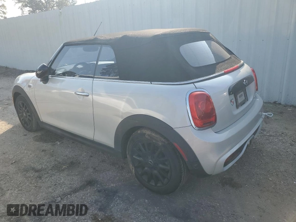 2017 MINI Convertible Cooper S z VIN WMWWG9C33H3C82371, wystawiony jako Copart lot #82549924 z przebiegiem 42 439 mil mil oraz Szkoda całkowita • Salvage title. Historia ofert i sprzedaży dostępna na DreamBid. Obrazek 2.