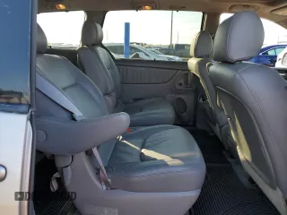 2006 Toyota Sienna XLE with VIN 5TDBA22CX6S076176, listed as a Copart auction lot 50861595 with 64,295 mi miles and Clean Title. Bid and sale history available at carsss.com. Image 11.