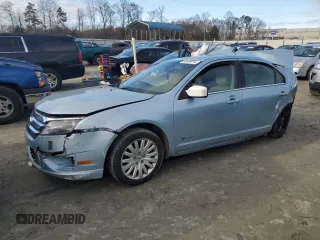 2010 Ford Fusion Hybrid z VIN 3FADP0L37AR267419, wystawiony jako Copart lot #85559014 z przebiegiem 252 981 mil mil oraz Szkoda całkowita • Salvage title. Historia ofert i sprzedaży dostępna na DreamBid. Obrazek 1.