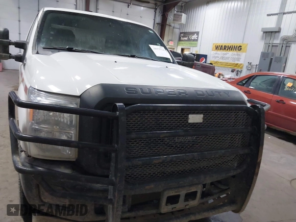 2015 Ford F-250 XLT with VIN 1FT7X2B68FEC25138, listed as a IAAI auction lot 38075714 with Not provided miles and . Bid and sale history available at DreamBid. Image 12.