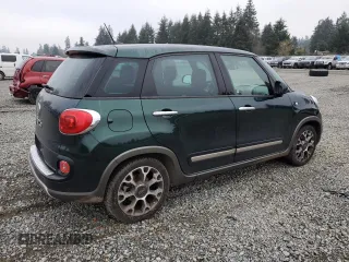 2014 FIAT 500L Trekking with VIN ZFBCFADH7EZ019538, listed as a Copart auction lot 82494444 with 18,550 mi miles and Salvage Title. Bid and sale history available at carsss.com. Image 3.