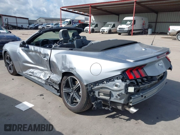 2024 Ford Mustang EcoBoost z VIN 1FAGP8UH4R5125341, wystawiony jako IAAI lot #42576486 z przebiegiem 28 145 mil mil oraz . Historia ofert i sprzedaży dostępna na DreamBid. Obrazek 3.
