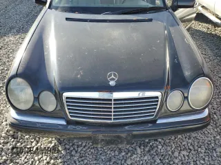 1998 Mercedes-Benz E 320 with VIN WDBJF25F4WA504385, listed as a Copart auction lot 79555844 with 392,558 mi miles and Clean Title. Bid and sale history available at DreamBid. Image 11.