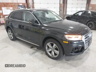 2018 Audi Q5 Premium Plus z VIN WA1BNAFY1J2237612, wystawiony jako IAAI lot #42068627 z przebiegiem 81 609 mil mil oraz . Historia ofert i sprzedaży dostępna na DreamBid. Obrazek 1.