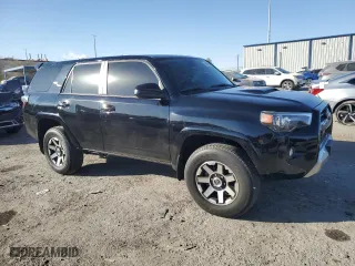 2021 Toyota 4Runner TRD Off Road with VIN JTEPU5JR9M5883825, listed as a Copart auction lot 84967664 with 52,593 mi miles and Salvage Title. Bid and sale history available at carsss.com. Image 4.