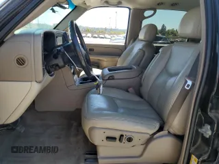 2006 GMC Yukon XL SLT with VIN 3GKFK16Z76G197208, listed as a Copart auction lot 68530094 with 217,061 mi miles and Salvage Title. Bid and sale history available at carsss.com. Image 7.