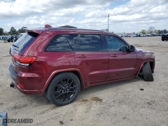 2017 Jeep Grand Cherokee Laredo with VIN 1C4RJEAGXHC805107, listed as a Copart auction lot 47367295 with 154,849 mi miles and Salvage Title. Bid and sale history available at carsss.com. Image 3.