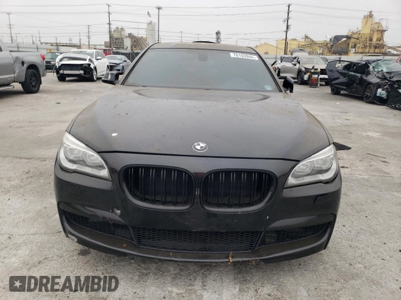2013 BMW 7 Series 740Li with VIN WBAYE4C51DD137687, listed as a Copart auction lot 76103944 with 134,609 mi miles and Salvage title. Bid and sale history available at DreamBid. Image 5.