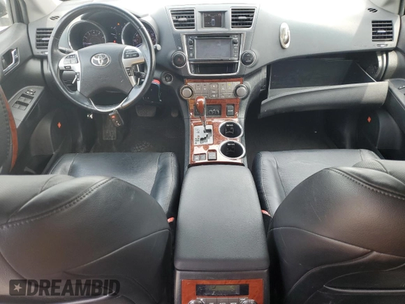 2013 Toyota Highlander Limited с VIN 5TDDK3EH5DS264104, выставлен на аукционе Copart как лот 61415115 с пробегом 110 745 миль миль и Чистый • Clean title. История ставок и продаж доступна на DreamBid. Изображение 8.