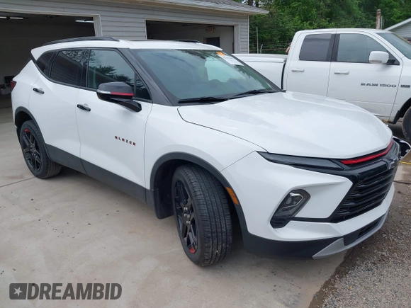 2024 Chevrolet Blazer LT with VIN 3GNKBDR45RS195056, listed as a IAAI auction lot 42241495 with 8,332 mi miles and . Bid and sale history available at DreamBid. Image 1.