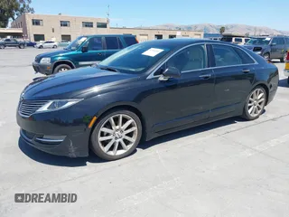 2015 Lincoln MKZ Hybrid z VIN 3LN6L2LU2FR614175, wystawiony jako IAAI lot #42381184 z przebiegiem 221 943 mil mil oraz . Historia ofert i sprzedaży dostępna na DreamBid. Obrazek 18.