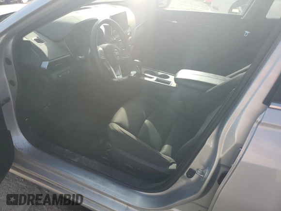 2020 Nissan Altima S z VIN 1N4BL4BV3LC224226, wystawiony jako Copart lot #48576975 z przebiegiem 145 134 mil mil oraz Szkoda całkowita • Salvage title. Historia ofert i sprzedaży dostępna na DreamBid. Obrazek 7.