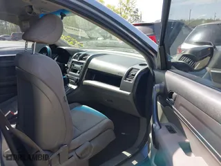 2008 Honda CR-V LX with VIN JHLRE38398C010838, listed as a IAAI auction lot 42088689 with 154,590 mi miles. Bid and sale history available at carsss.com. Image 5.