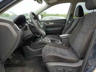 2015 Nissan Rogue SV z VIN KNMAT2MV5FP587180, wystawiony jako Copart lot #60334455 z przebiegiem 64 267 mil mil oraz Szkoda całkowita • Salvage title. Historia ofert i sprzedaży dostępna na DreamBid. Obrazek 7.