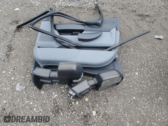 2022 Ford F-150 XL с VIN 1FTFX1E51NKD70028, выставлен на аукционе Copart как лот 46151695 с пробегом 140 068 миль миль и Списание • Salvage title. История ставок и продаж доступна на DreamBid. Изображение 12.