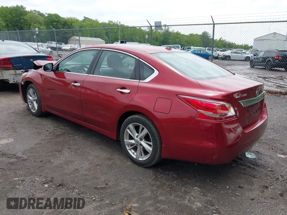 2013 Nissan Altima SL with VIN 1N4AL3AP1DC133921, listed as a IAAI auction lot 42368502 with 124,517 mi miles and . Bid and sale history available at DreamBid. Image 3.