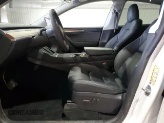 2024 Tesla Model Y Long Range с VIN 7SAYGDEE1RF201627, выставлен на аукционе Copart как лот 60631195 с пробегом 14 356 миль миль и Списание • Salvage title. История ставок и продаж доступна на DreamBid. Изображение 7.