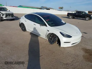 2023 Tesla Model 3 Performance z VIN 5YJ3E1EC5PF689620, wystawiony jako IAAI lot #41814112 z przebiegiem Nie podano mil oraz . Historia ofert i sprzedaży dostępna na DreamBid. Obrazek 1.