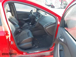 2015 Ford Focus ST with VIN 1FADP3L98FL207998, listed as a IAAI auction lot 41880849 with 203,571 mi miles. Bid and sale history available at carsss.com. Image 5.